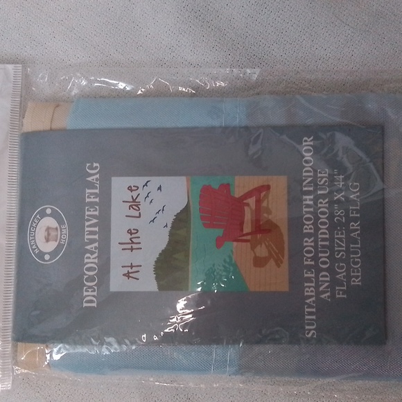 NWT Set of Decorative Flags - Picture 7 of 9